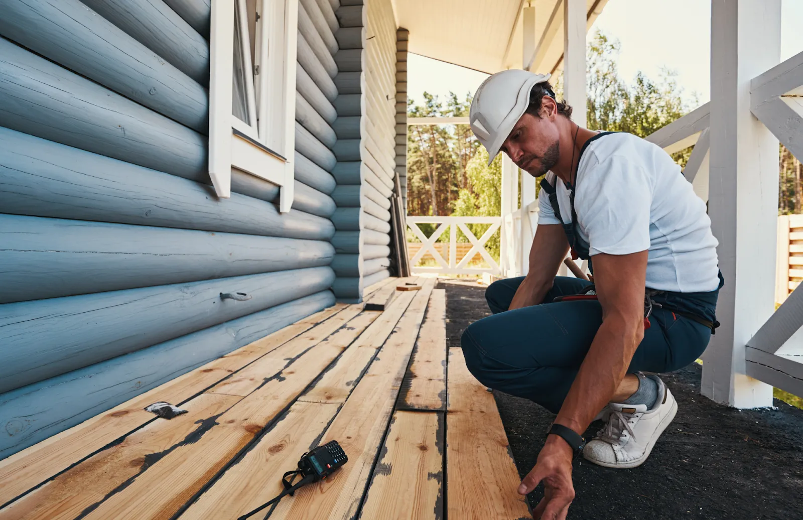 How to Tell If Your Home Needs Repairs and Maintenance: How to Tell the Difference